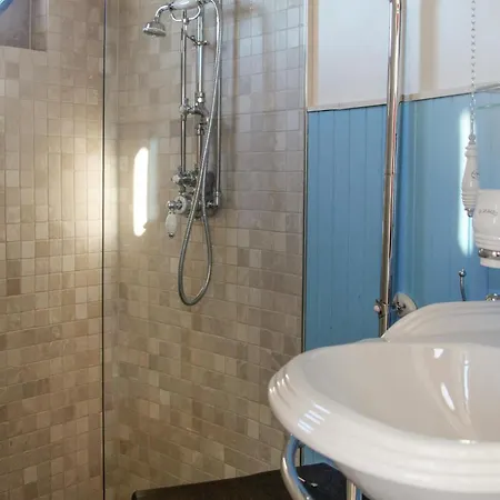 Дом отдыха In With Wifi